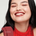 thumbnail image 4 of Lápiz labial Saie Lip Blur, suave y mate, de larga duración, moderno, 4 of 7