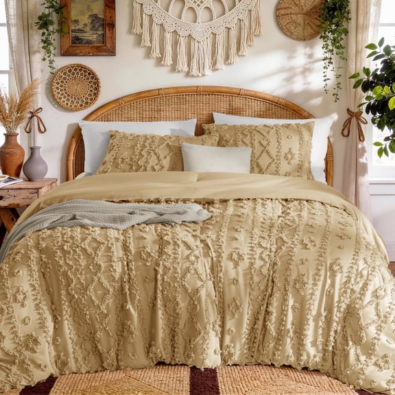 SONORO KATE Queen Tufted Boho Bedding Comforter Set - 3 Piece Farmhouse Chic Bed in a Bag, All-Season Jacquard Comforter with 2 Pillow Shams, Beige