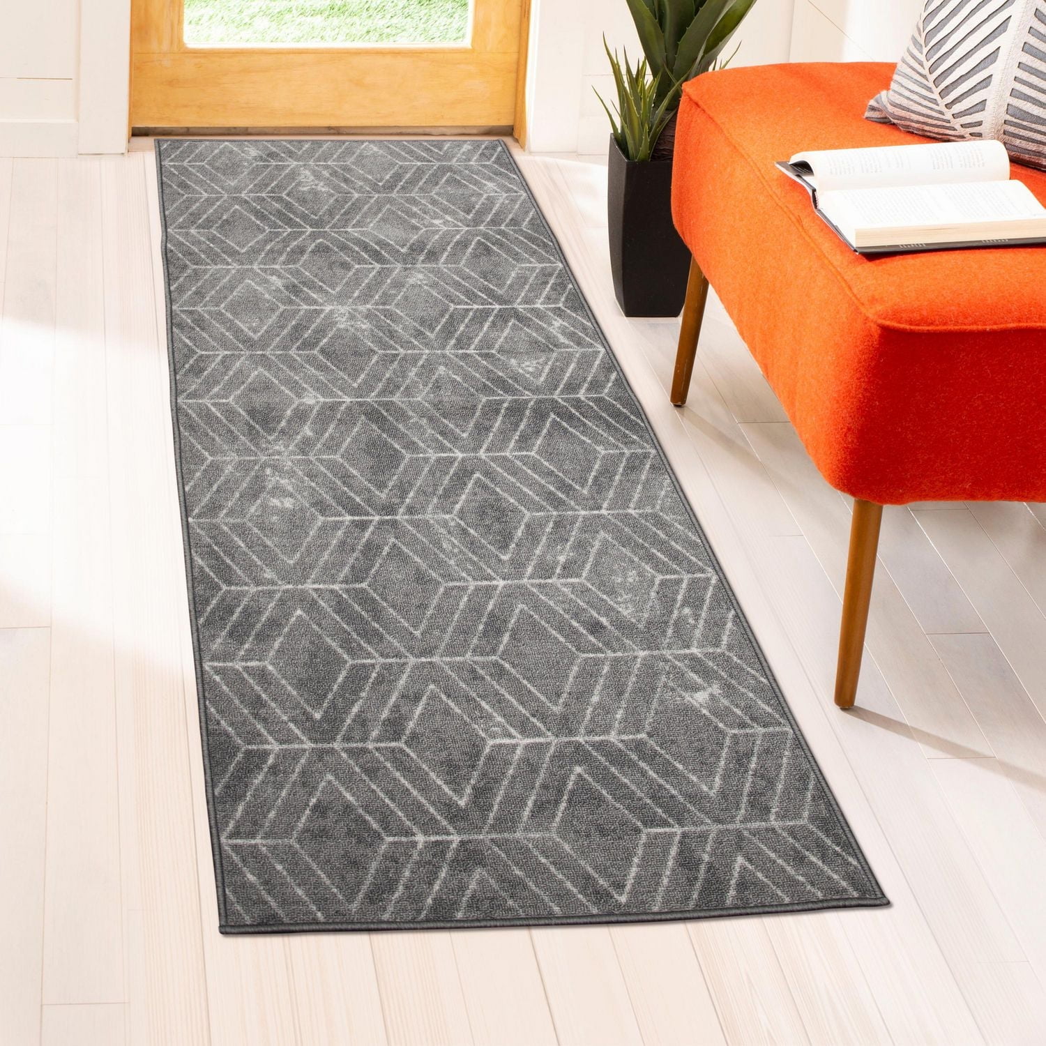 2-ft x 5-ft Malika Grey Printed Floor Mat