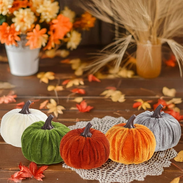 Calabaza de Tela de Terciopelo Dorado para Decoración de Escritorio, Ideal para Halloween y Acción de Gracias. Medidas: 8 X 7 X 7 Cm. Color Verde. Peluche Ligero y Suave. Adorno para La Cosecha y El