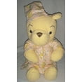 thumbnail image 1 of Peluche clásico de Winnie the Pooh en pijama Bedtime Pooh 11 sentado Winnie the Pooh Classic 717416622824, 1 of 1