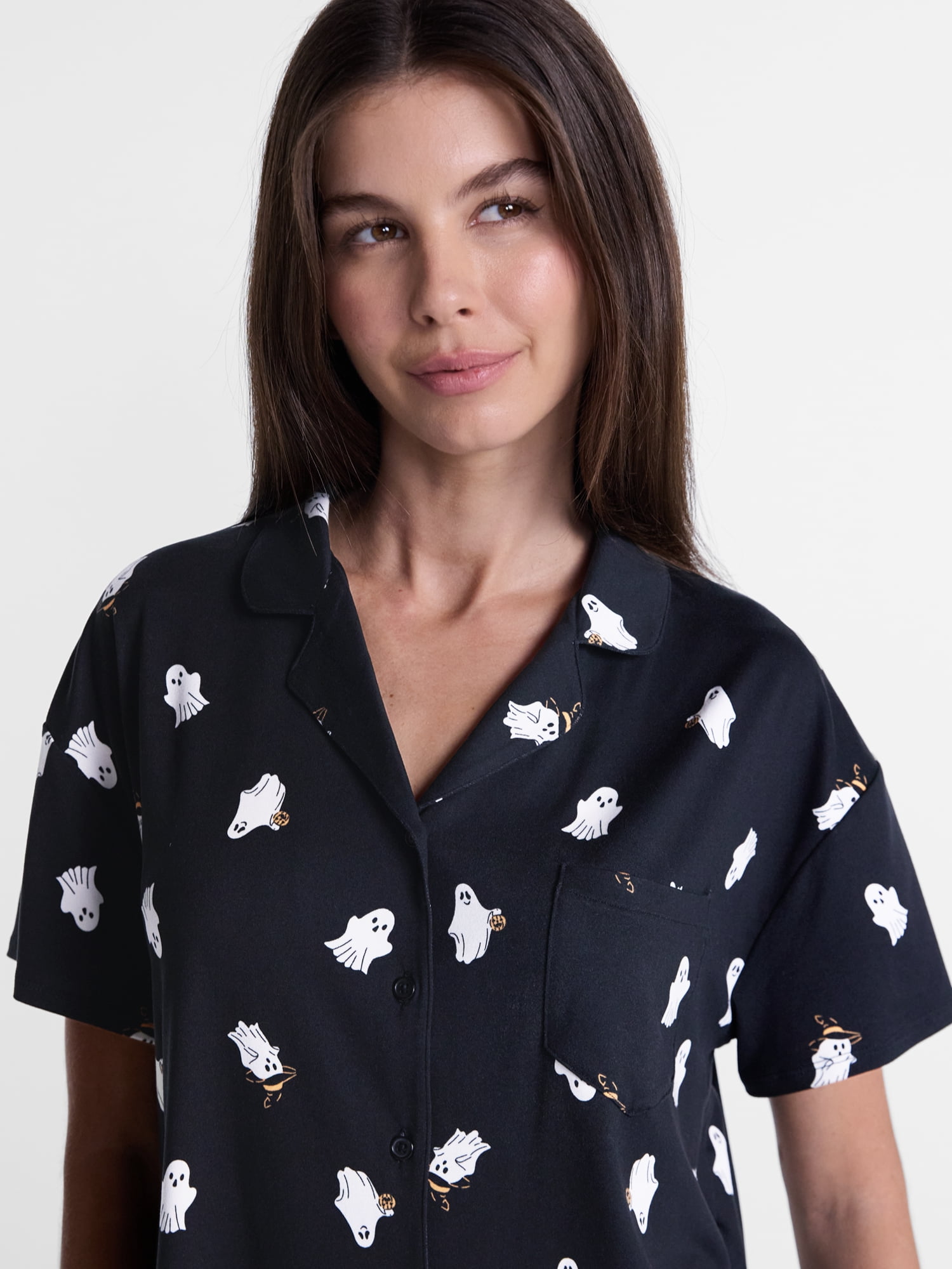 Halloween Women's Notched Top and Shorts Pajama Set from Way to Celebrate, 2-Piece, Sizes XS-3X