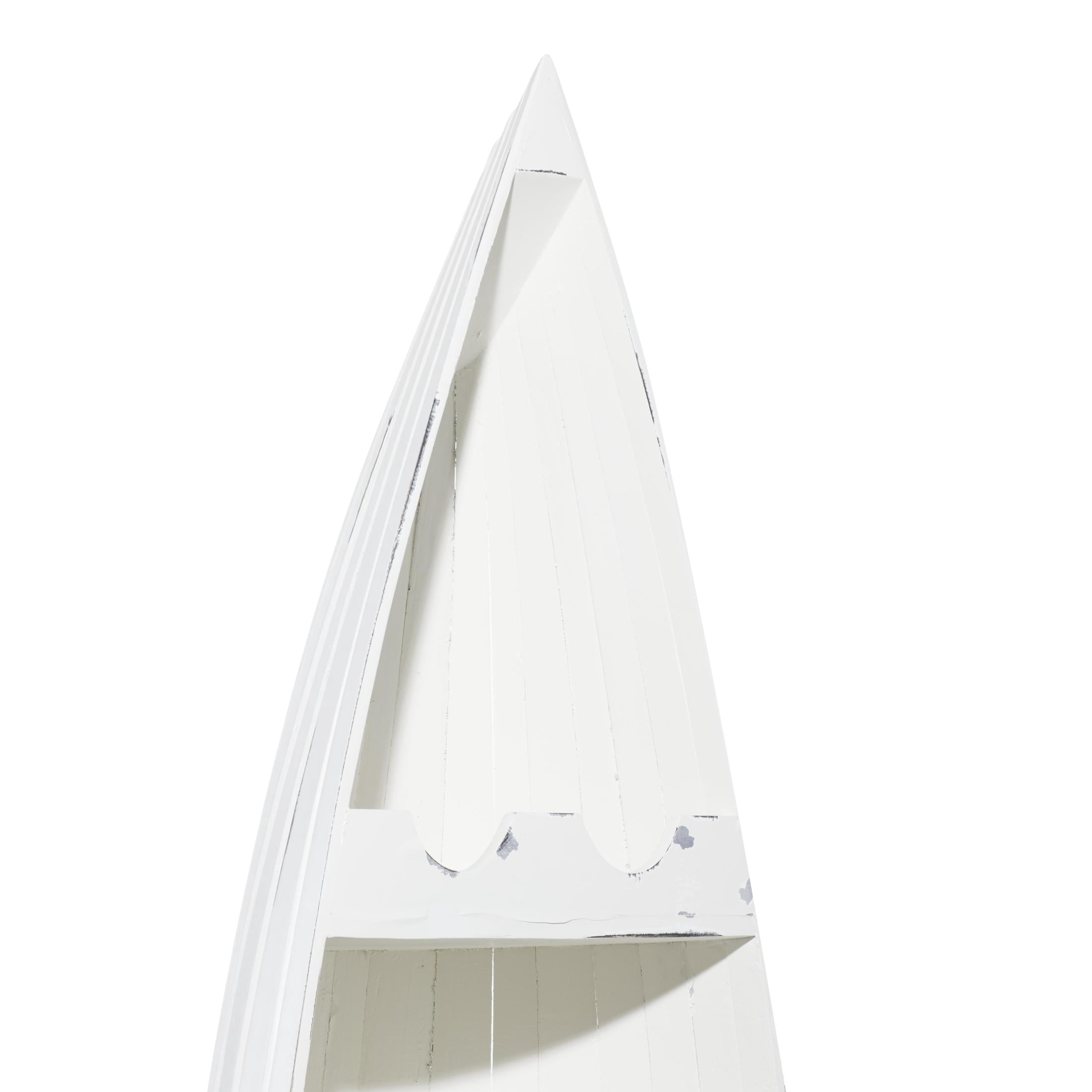 DecMode 21" x 76" White Wood 25 Bottles Boat Standing Wine Rack, 1-Piece