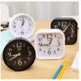 thumbnail image 5 of Bonito reloj despertador con pilas, pequeño reloj despertador de viaje para dormitorio, oficina, viajes (9,8*9,8*4cm, negro redondo) JAMW Sencillez, 5 of 5