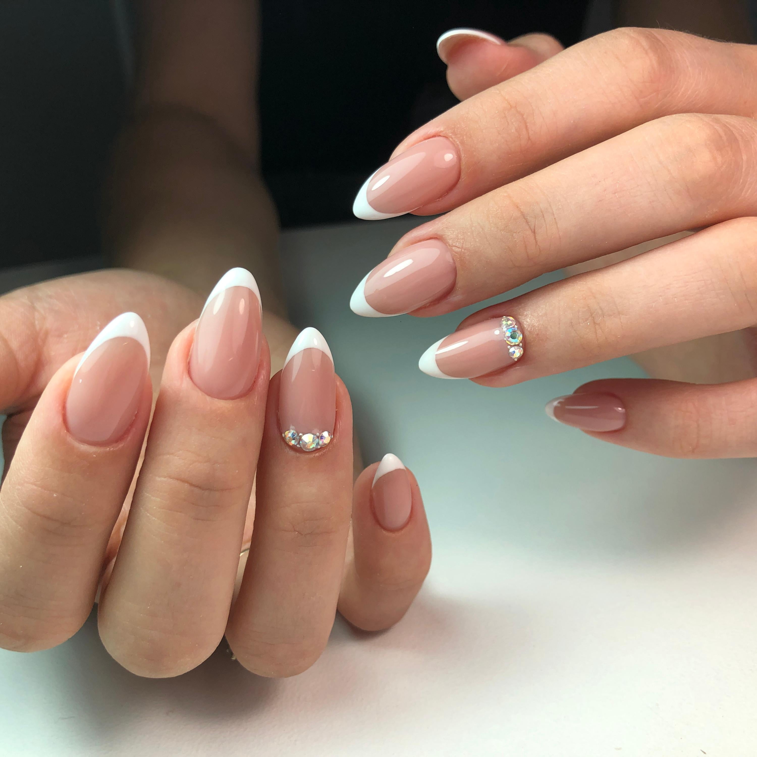NABulous™ Clear Almond Medium Soft Gel Nail Starter Kit: Professional DIY Manicure (Kit Almond Medium)