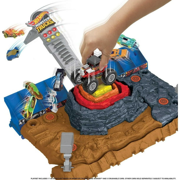 Hot Wheels Monster Trucks Bone Shaker Ultimate Crush Yard Playset