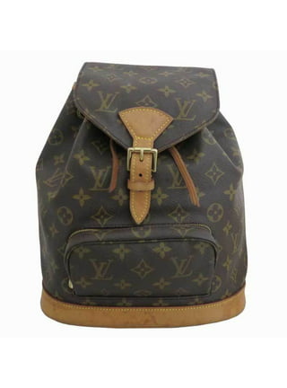 WHAT'S IN MY LOUIS VUITTON MONTSOURIS BACKPACK?? TRAVEL, WORK DIAPER BAG??  