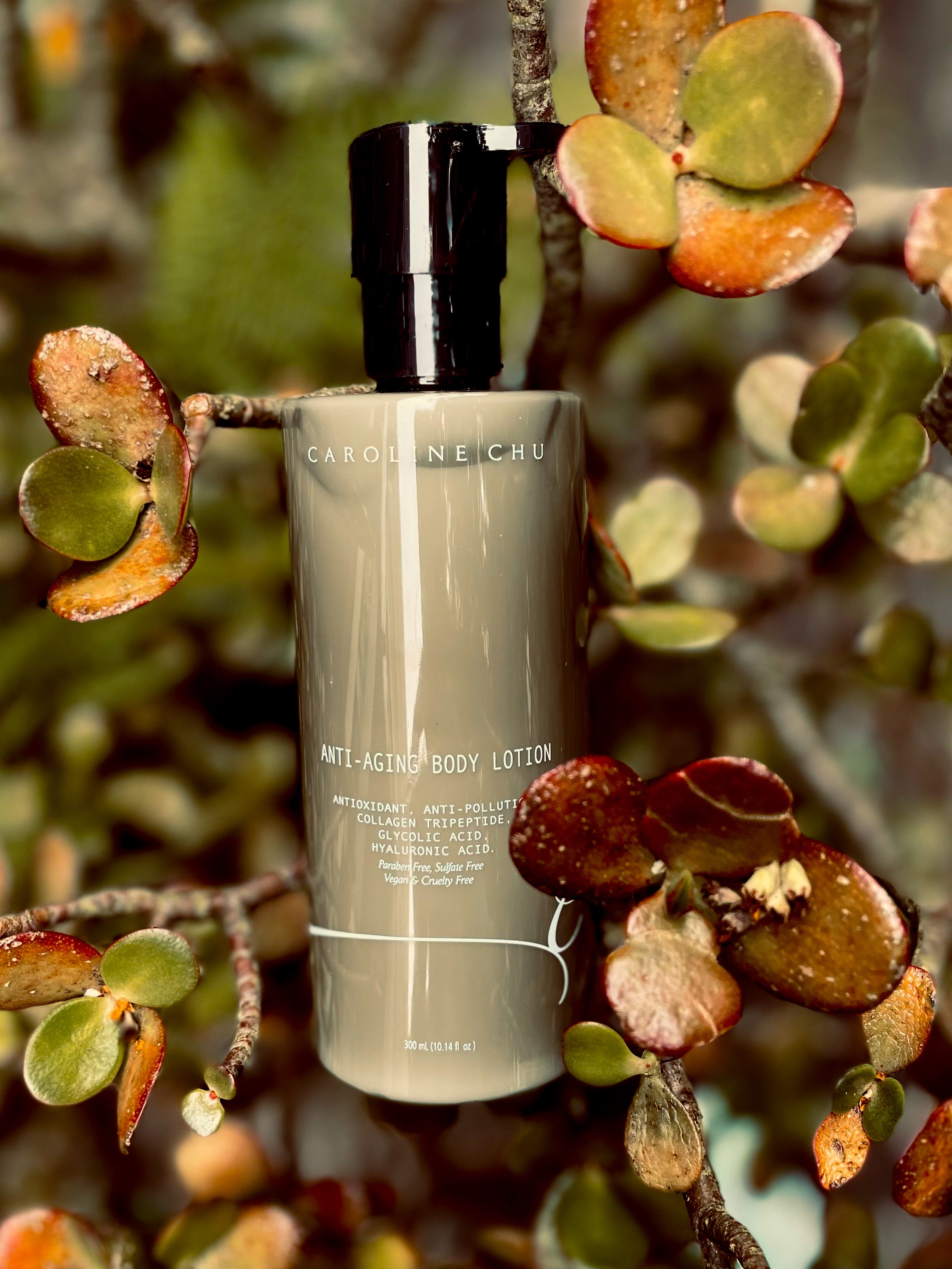 Caroline Chu Anti-Aging Body Lotion -  Antioxidant, Anti-Pollution, Collagen Tripeptide, Glycolic Acid, Hyaluronic Acid