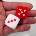 thumbnail image 4 of Dados 2 piezas de dados acrílicos Dados de corazones blancos y rojos Dados para juegos de mesa Dados para juegos de mesa Póquer Papel de fiesta, 4 of 5