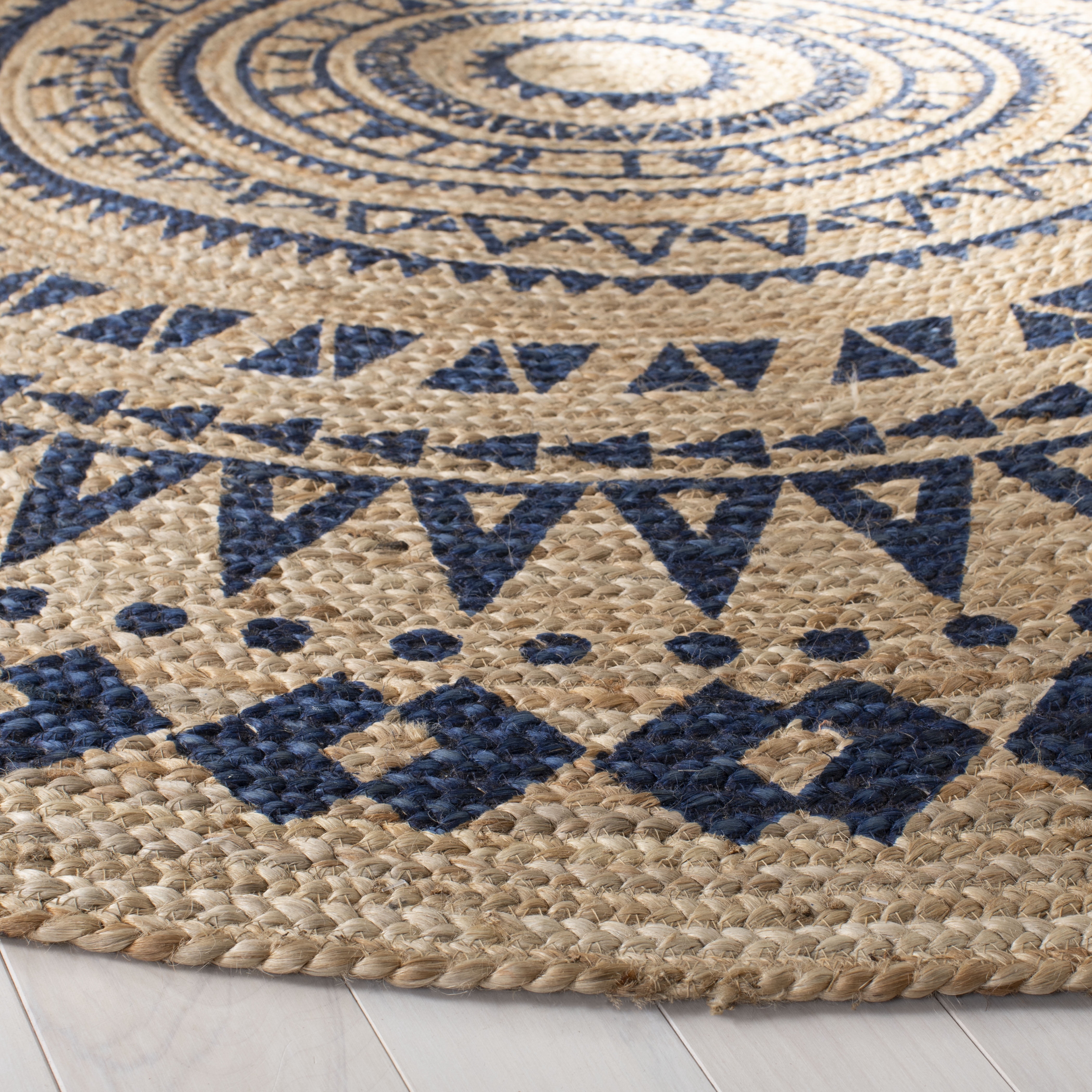 SAFAVIEH Natural Fiber Zoolander Geometric Jute Area Rug, Royal Blue/Natural, 6' Round