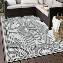Unique Loom Outdoor Traditional Collection Area Rug - Deco (5' 3" x 8' Rectangle White and Black)