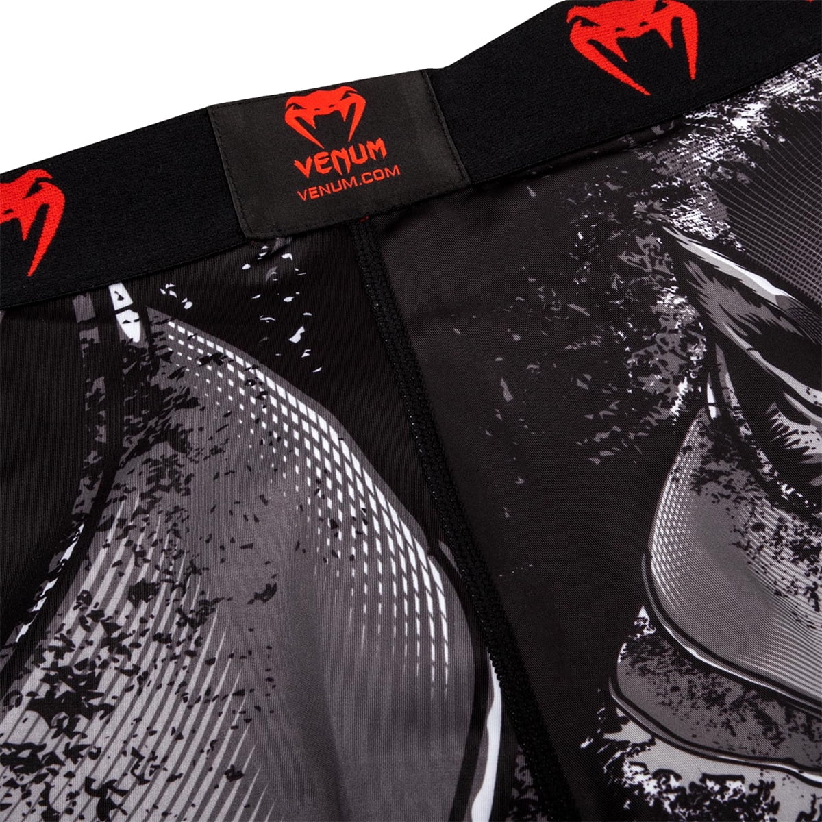 Venum Mens Werewolf Vale TUDO Shorts MMA BJJ Black//Grey VENUM-03340-109-XL