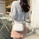 thumbnail image 4 of Bolsa Moda mujer hombro bandolera bolso de cuero casual pequeño bolso (blanco) JShteea Para Estrenar, 4 of 8