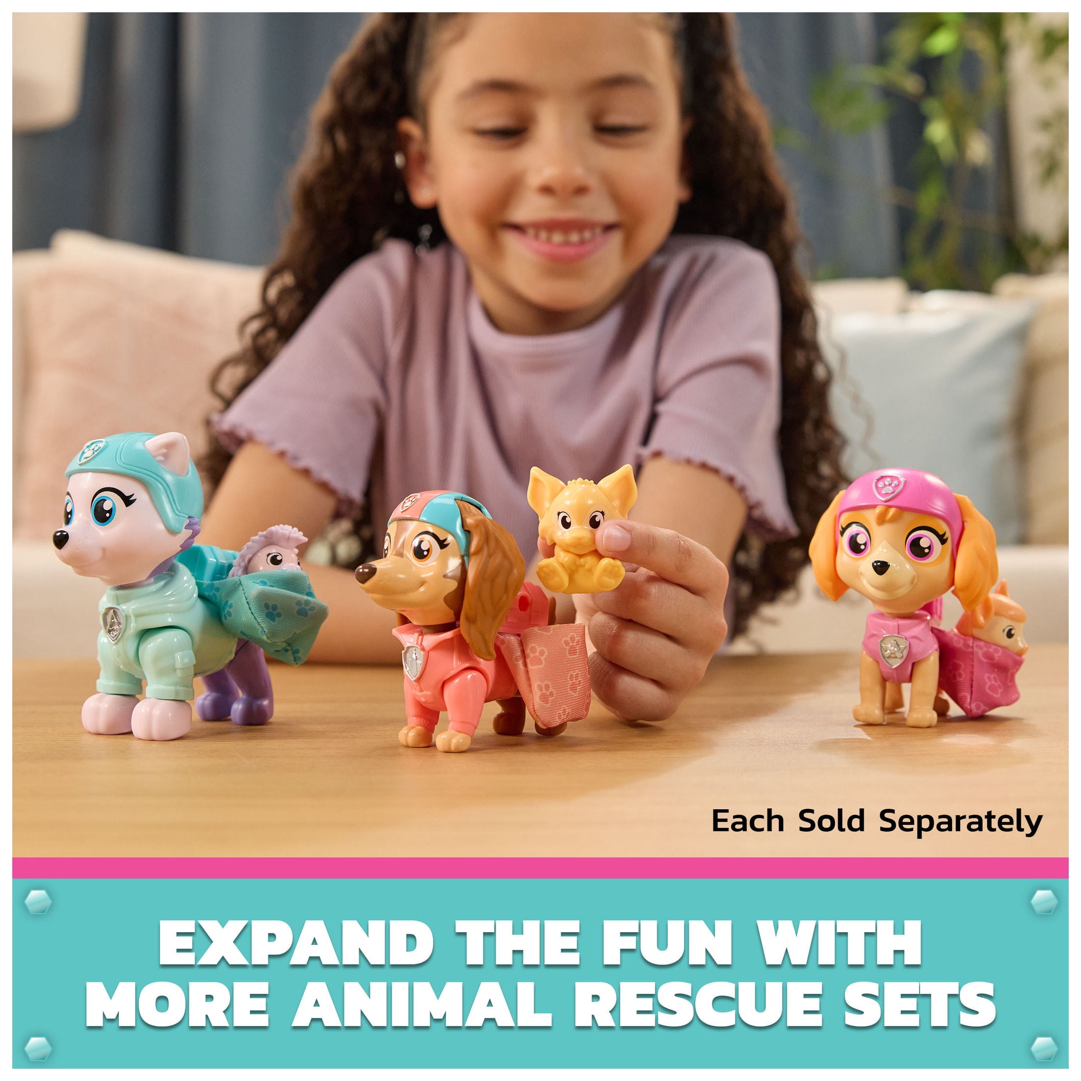 PAW Patrol Skye's World Everest Animal Rescue Set, Ages 3+
