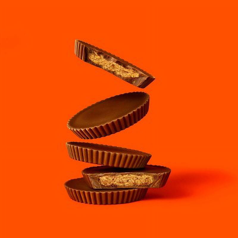 Reese's Peanut Butter Cup Milk Chocolate Thins Pouch (Pack of 18)