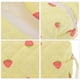 thumbnail image 3 of Bolsa de Maquillaje Cuadrada de Rayas de Fresa Acolchada Única para Viajes de Poliéster Amarillo, 3 of 6