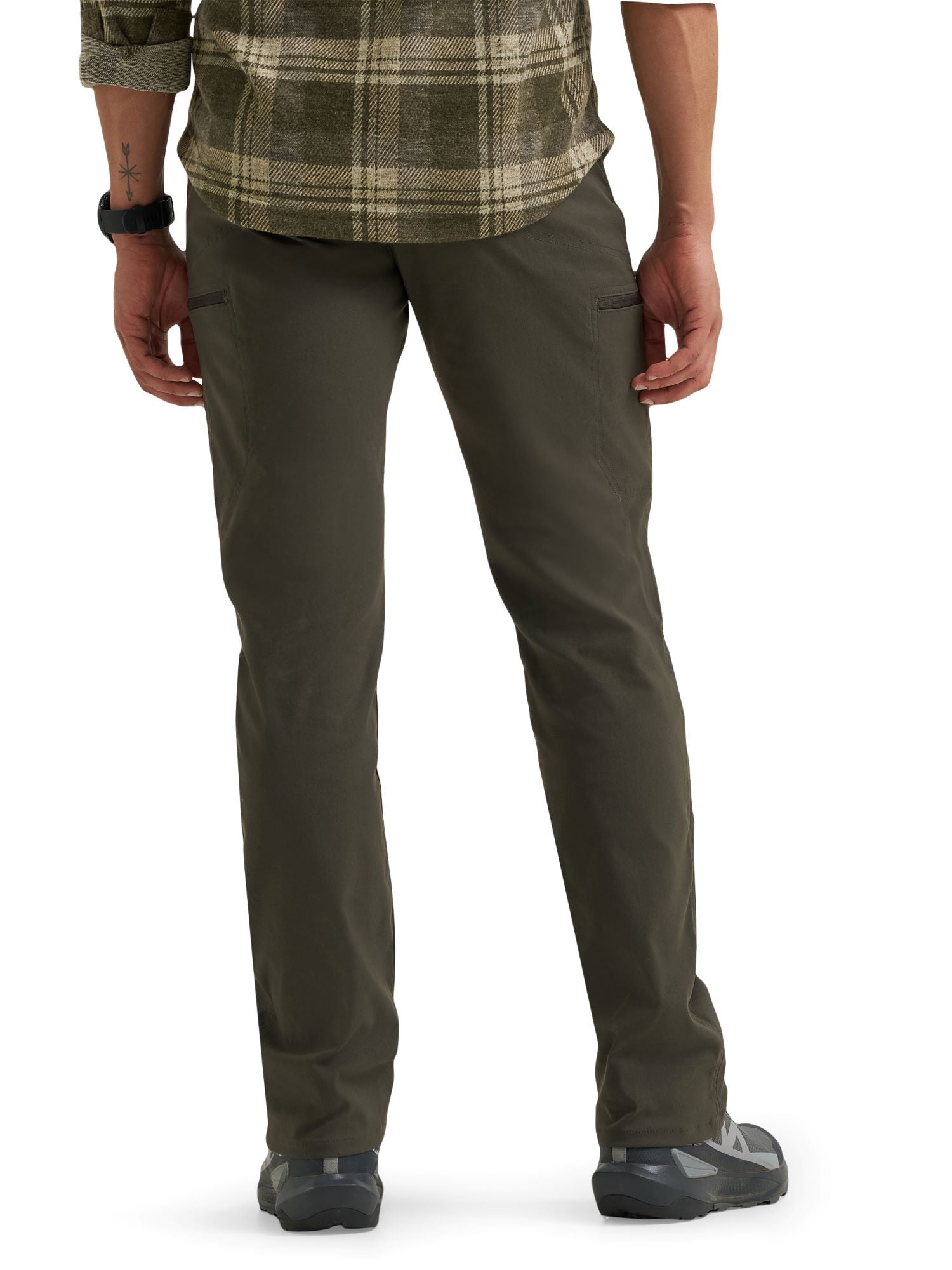 Wrangler ® Men’s Outdoor All Terrain Cargo Pant with UPF 50+ Protection