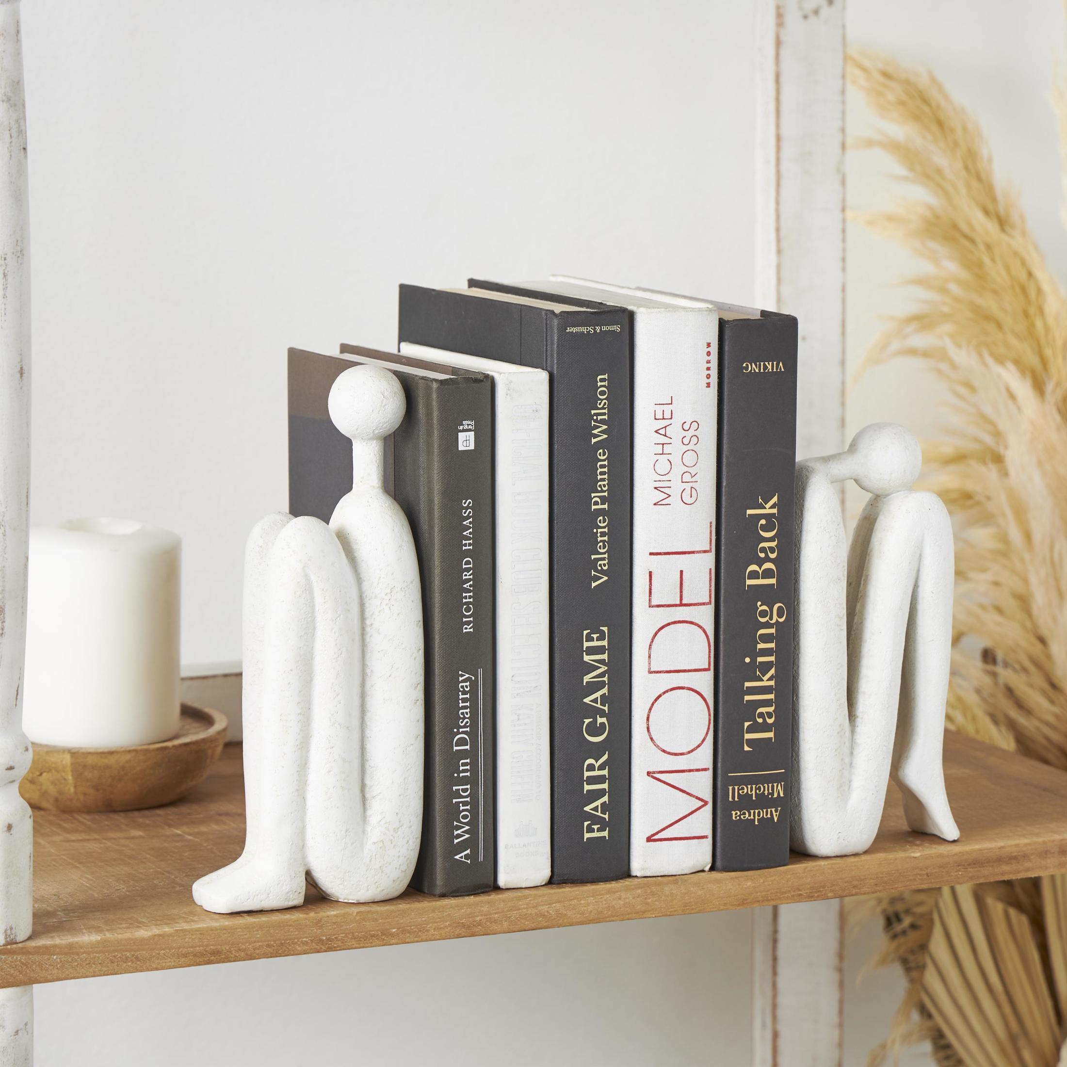 DecMode 4" People White Polystone Bookends (Set of 2)