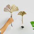 thumbnail image 3 of Mini ganchos de pared para almacenamiento doméstico Ganchos metálicos para colgar ropa, toallas y gorros en el salón, el baño y el dormitorio Ganchos para puertas y ventanas sin taladro Verde dorado, 3 of 3
