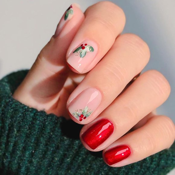 Christmas Press on Nails Short Square Winter Fake Nails Red Full Cover Xmas Holly False Nails with Designs Glossy Glue on Nails Cute Acrylic Nails Manicure Artificial Nails for Women Girls 24Pcs