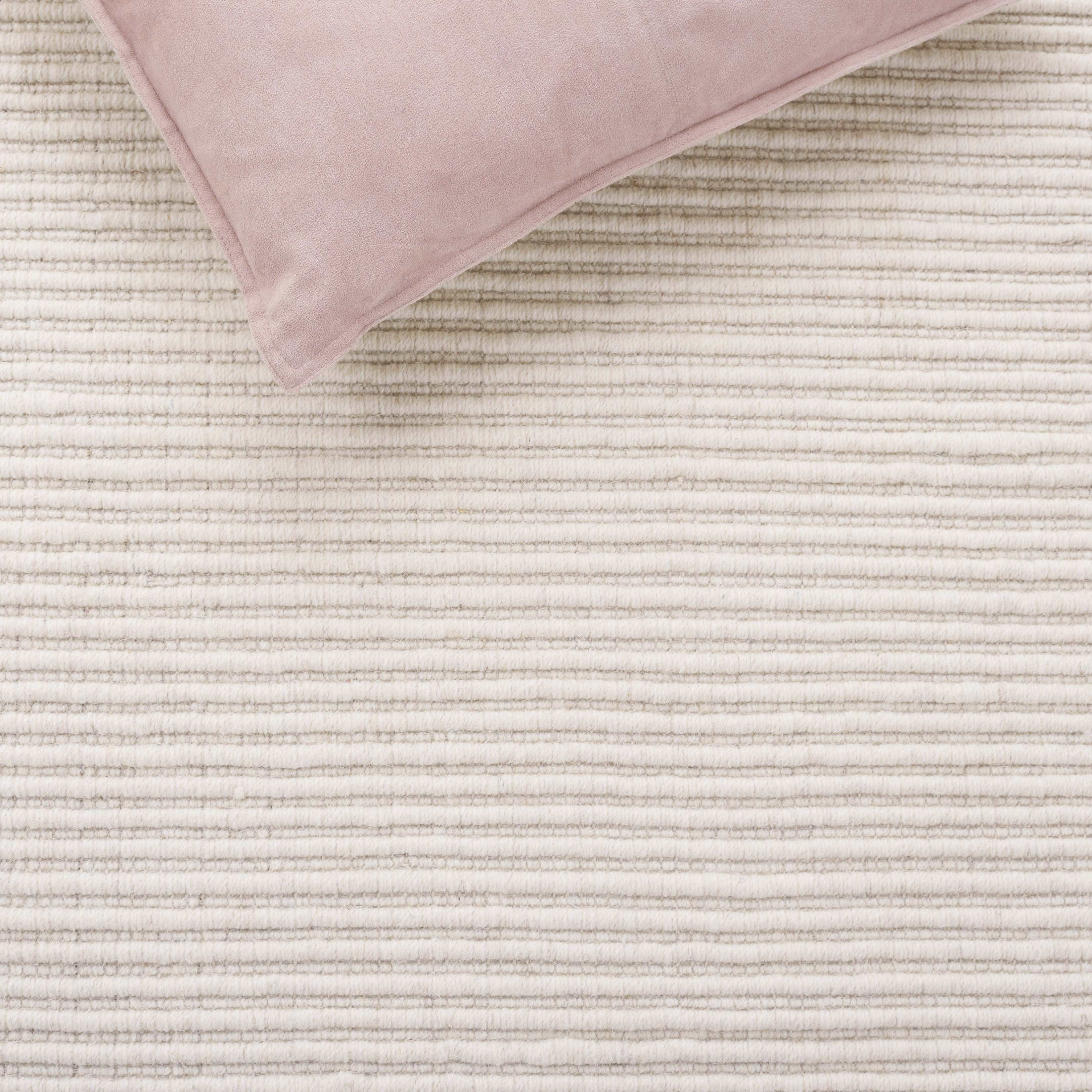 SAFAVIEH Montauk Vinal Striped Runner Rug, Ivory, 2'3" x 8'