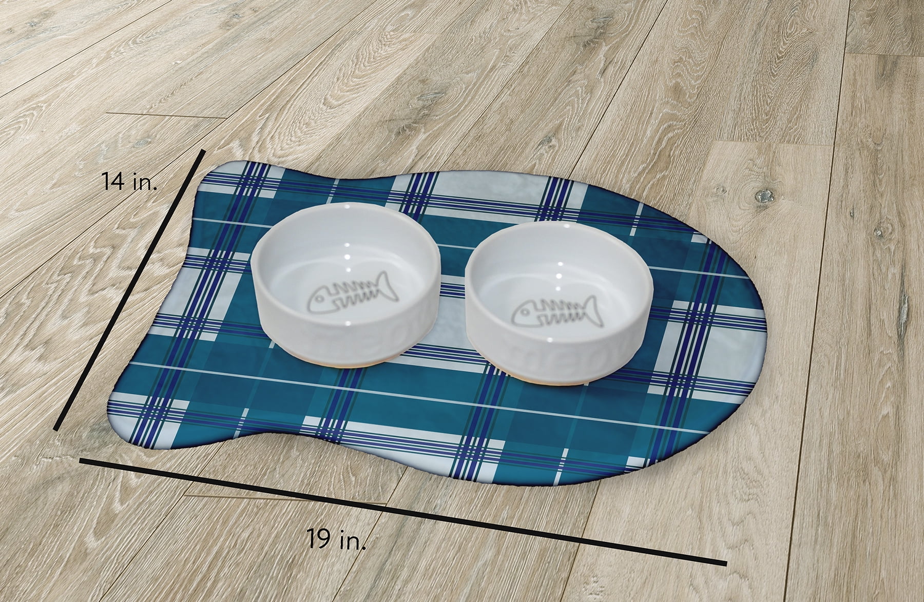 Simply Daisy Scotish Plaid Fish Shape Pet Feeding Mat for Cats