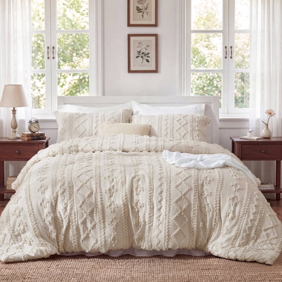 U by Bedsure Tufted Boho Comforter Set Queen, Beige, 3 Pieces Farmhouse Shabby Chic Embroidery Bedding Set, Soft Jacquard Comforter for All Seasons