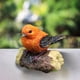 thumbnail image 3 of Estatua de pájaro en miniatura Artificial, artesanía de resina, decoración de jardín de hadas en miniatura para patio, césped, decoración 1 piezas un Macarena Figuras de pájaros en miniatura, 3 of 8