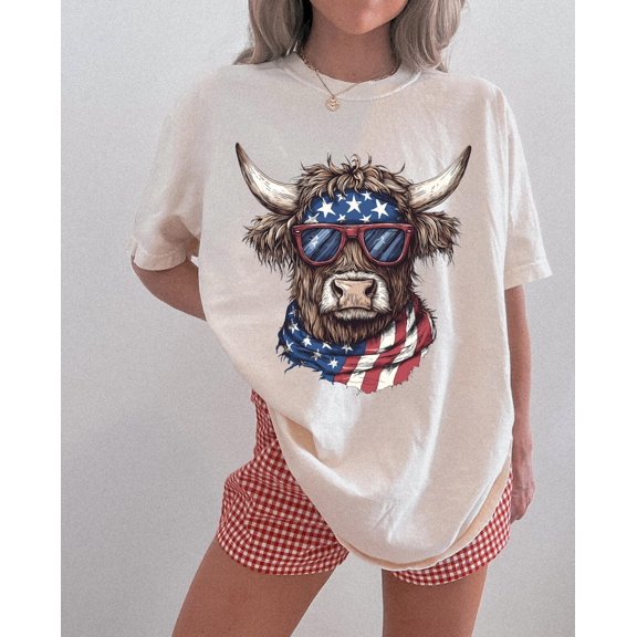 Western Highland Cow T-shirt, America Style, Retro USA, 4th of July, Memorial Day, Patriotic Country Shirt