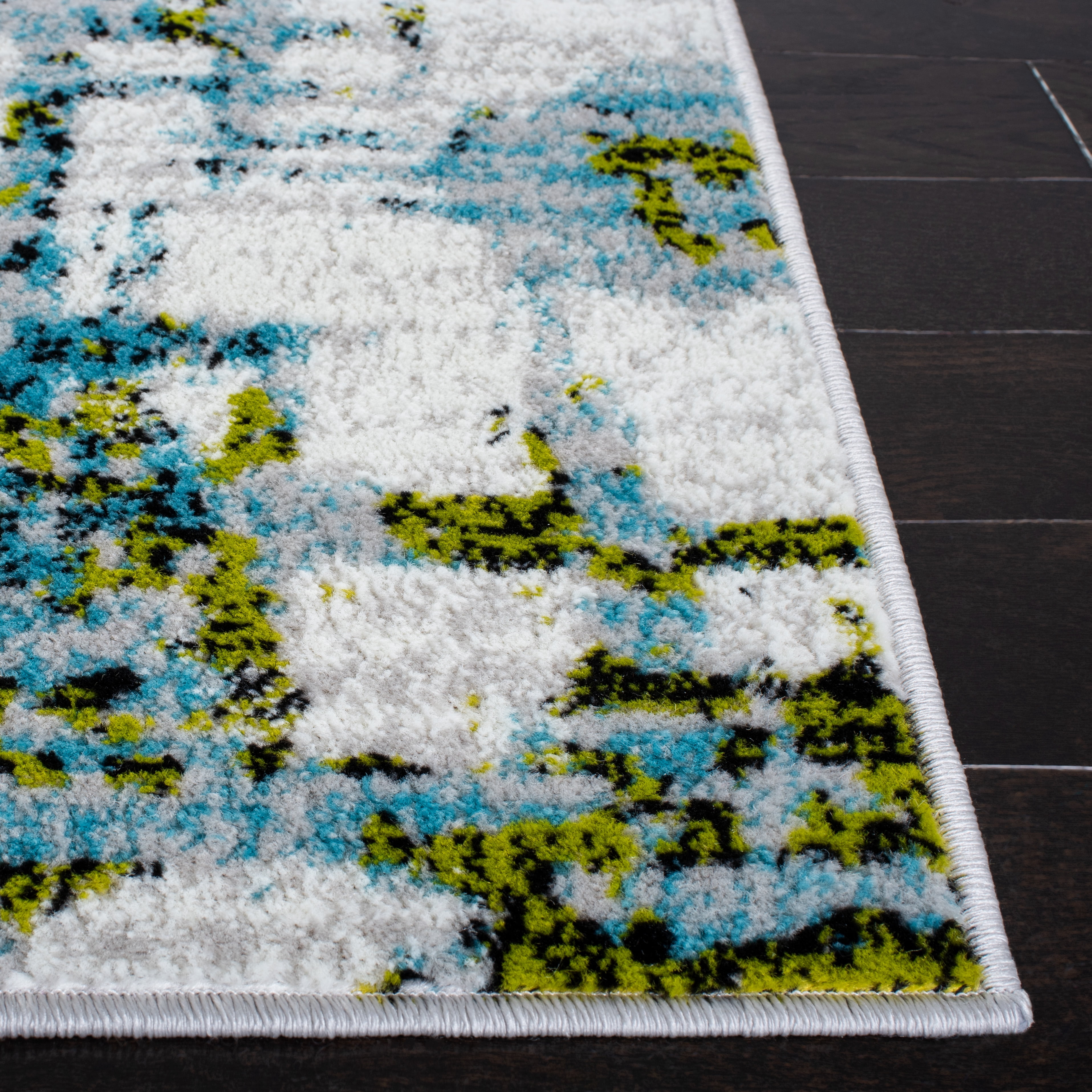 SAFAVIEH Skyler Langston Distressed Area Rug, Teal/Green, 4' x 6'