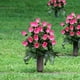 thumbnail image 5 of Ramo de flores de seda para cementerios: flores para tumbas, lirios rojos con margaritas blancas y rosas rojas (1), 5 of 5