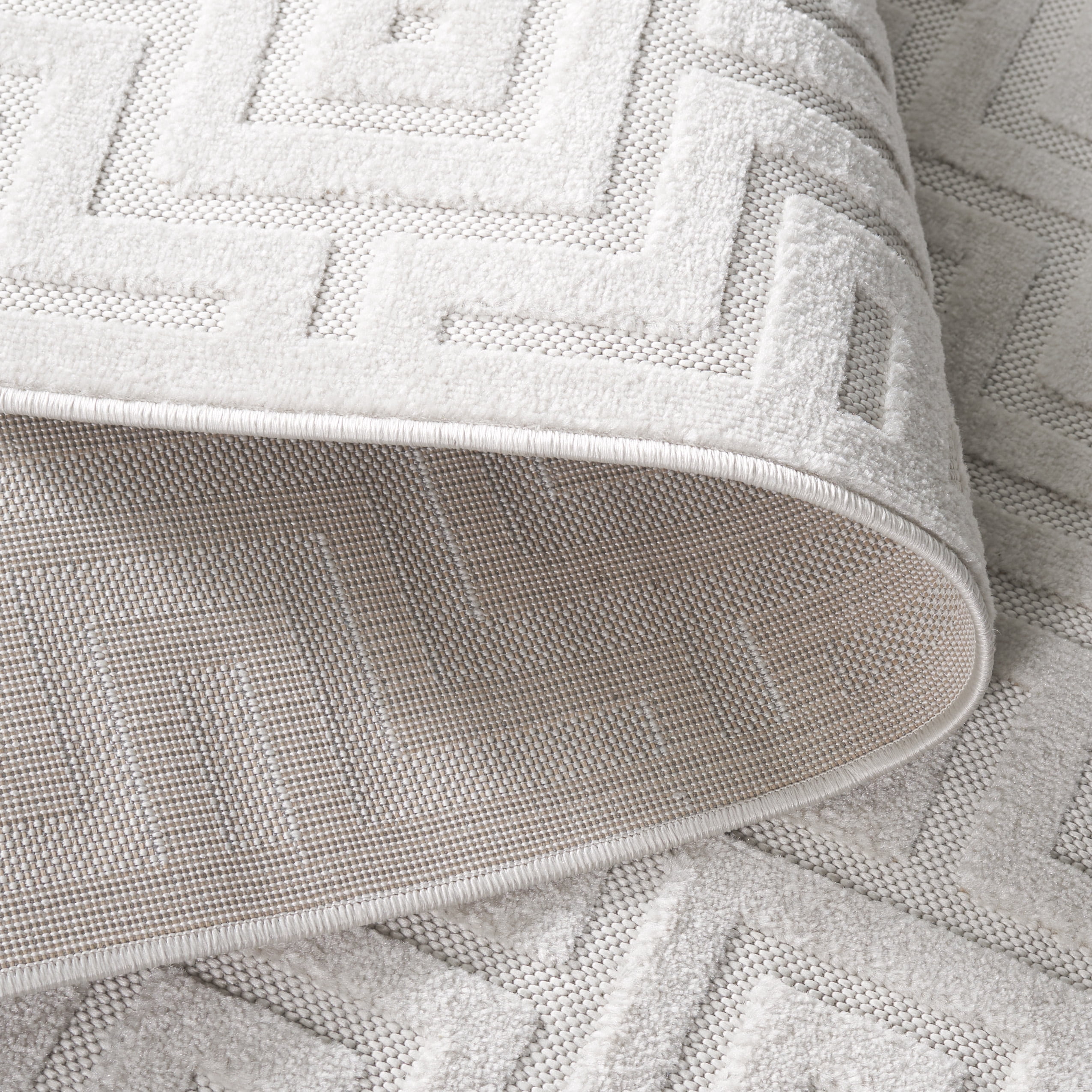 SAFAVIEH Stella Emalee Geometric Indoor/Outdoor Area Rug, Ivory, 8'2" x 10'