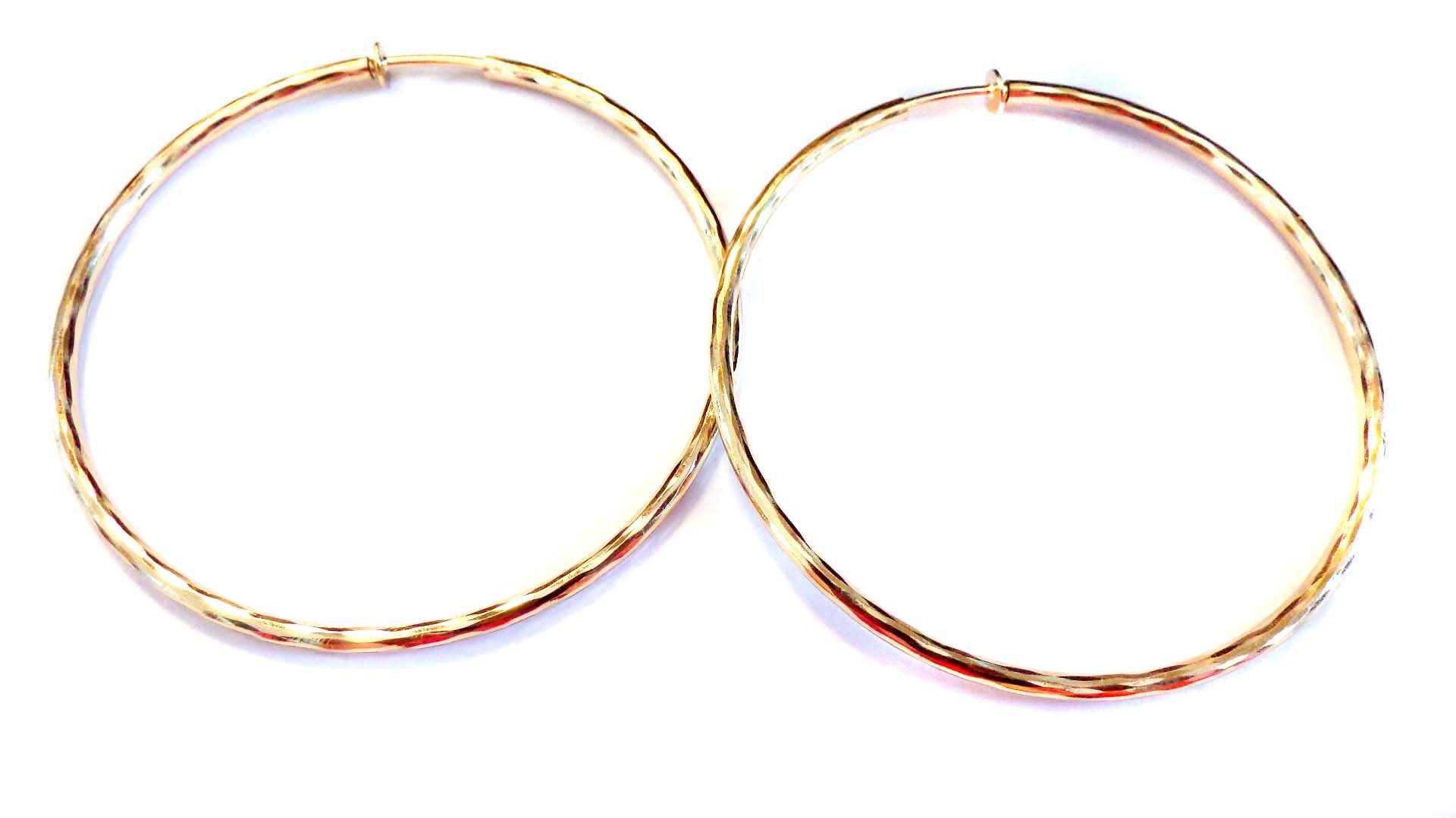 Clip-on Earrings Wavy Hoop Earrings 1 inch Hypo-Allergenic Gold or Silver Tone