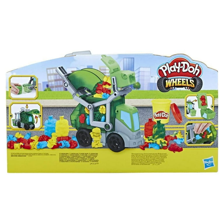 Play Doh Wheels Dumpin Fun 2 in 1 Garbage Truck with Garbage Compound and 3 Cans