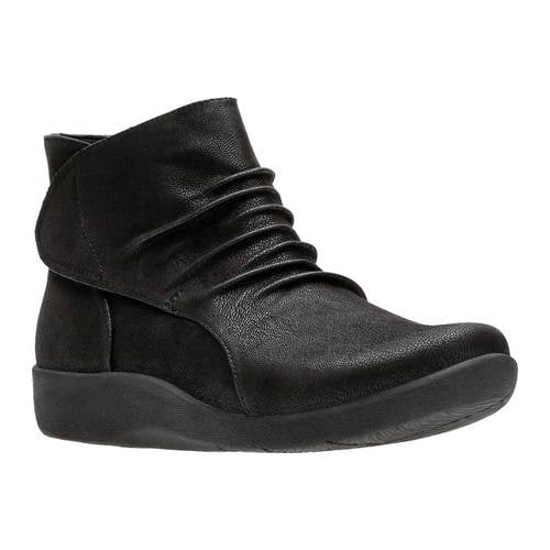 Clarks - cloudsteppers sillian sway round toe leather ankle boot ...