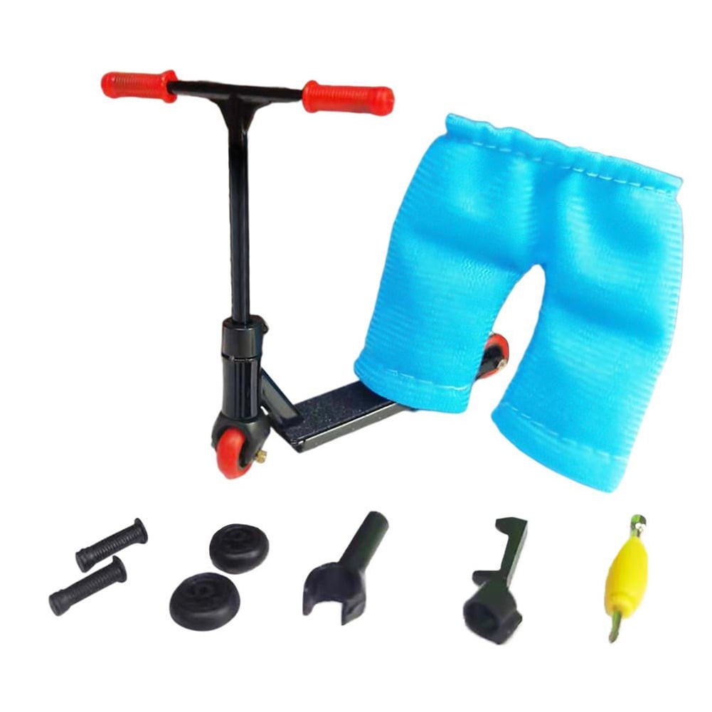 Everpert Kids Mini Alloy Finger Scooter Set w/ Pants Wheel Interactive