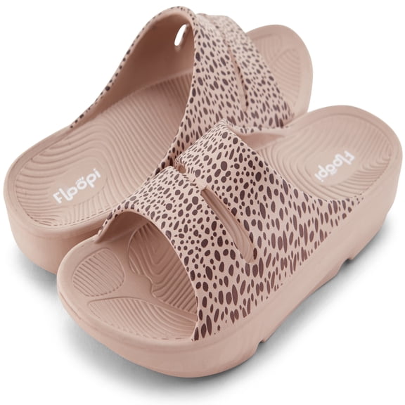 Floopi Womens Sandals LightWeight Thong Sandal for Women Ladies Sport Sandal with Arch Support, Waterproof Beach Flip Flops for Women (538, Leopard, 7)