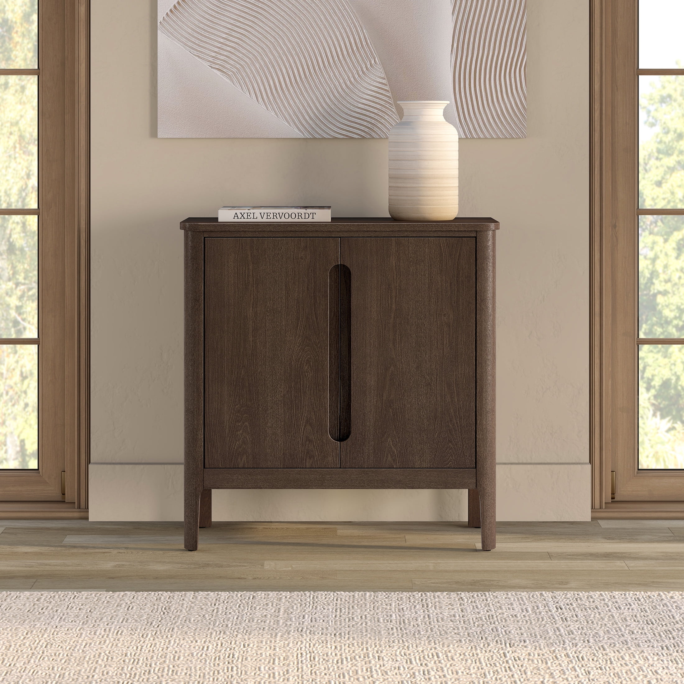 Evelyn&Zoe Modern/Contemporary 32" Wide Brown Oak Veneer Accent Cabinet