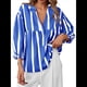 thumbnail image 2 of Blusa de Verano A Rayas con Cuello en V y Mangas Abullonadas para Mujer, Estilo Babydoll, Holgada e Informal Azul L, 2 of 9