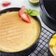 thumbnail image 2 of Advancent Molde para hornear de Metal antiadherente con fondo extraíble, moldes para pasteles de acero al carbono negro, bandeja para hornear pasteles, Almacenamiento y organización del hogar Advancent HA022754-00, 2 of 6