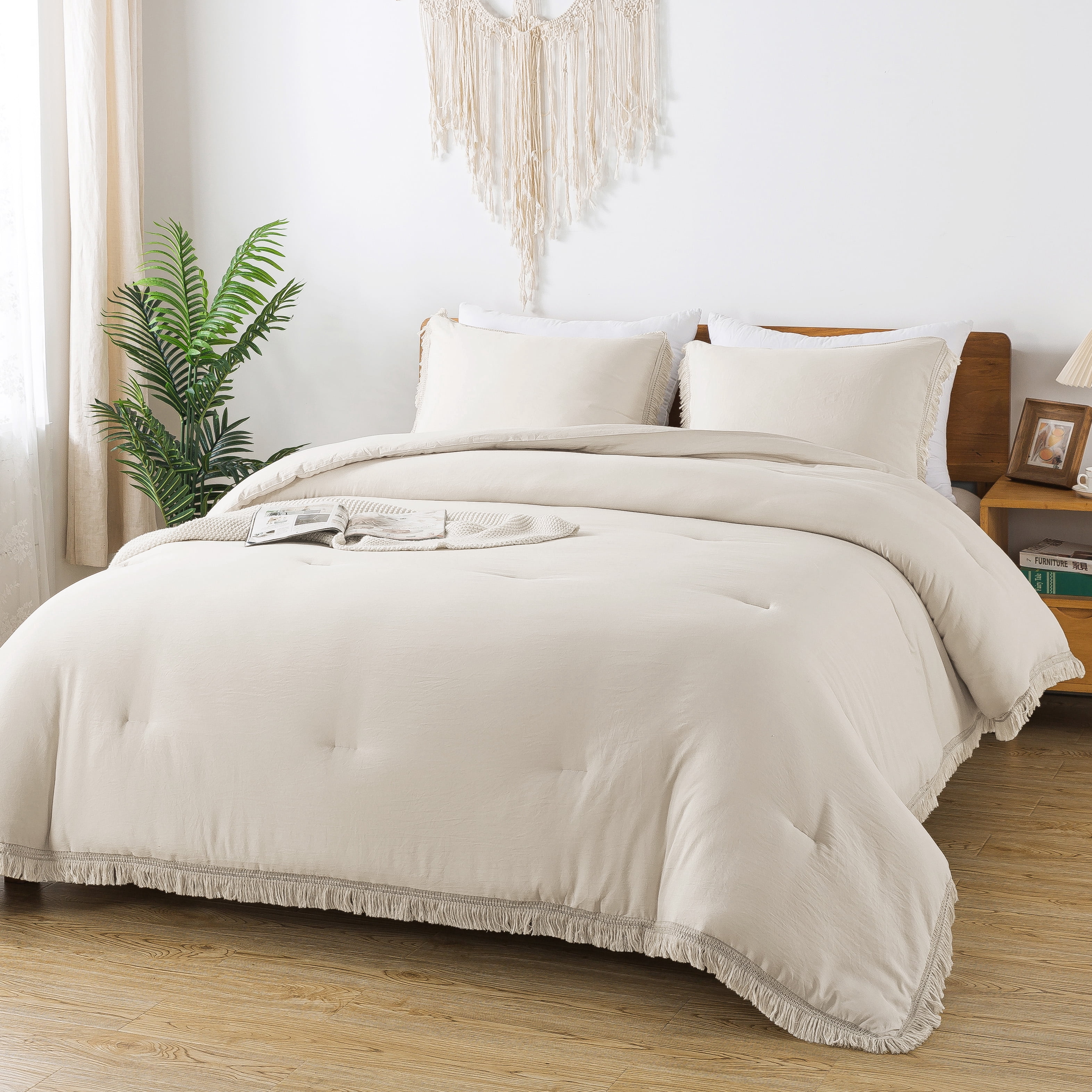 Andency Beige Comforter Sets Queen, 3 Pieces Soft Fluffy Cream Bedding Comforter Set for Queen Size Bed, All Season Lightweight Boho Tassel Down Alternative Bed Set