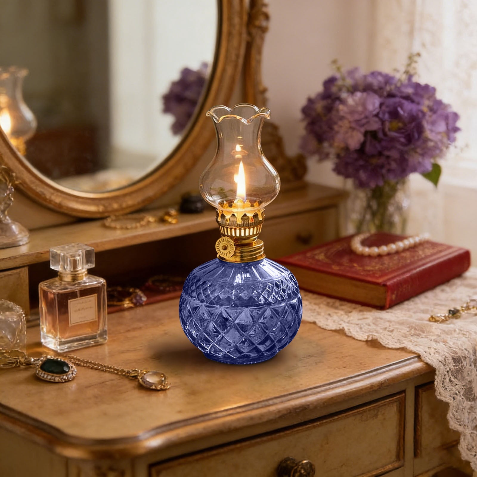 Vintage Style Oil Lamp with Glass Candle Holder, Vintage Glass Kerosene Lamp Lantern, Retro Glass Clear Kerosene Lamp Lantern, Clear Hurricane Oil Lamps for Table Centerpiece, Wedding Decor