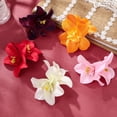 thumbnail image 4 of Pinzas para el cabello de flores artificiales, accesorios para el cabello de estilo Hawaiano, pasadores de flores para el cabello, 5 uds., 4 of 6