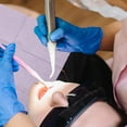 thumbnail image 3 of EeaseMX 30 baberos dentales desechables, baberos de dentista, baberos protectores de belleza, baberos para pacientes dentales, 3 of 7