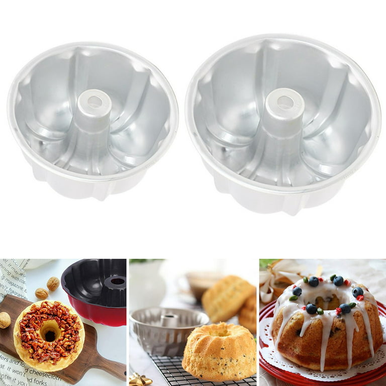 Baker's Mark Non-Stick Carbon Steel Fluted Bundt Cake Pan, 6 Cup Capacity - 8 1/4 x 2 1/2