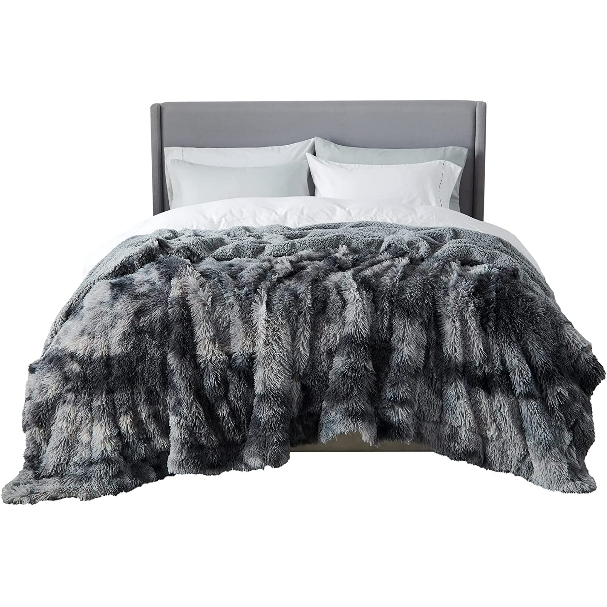 How big are queen blankets hotsell