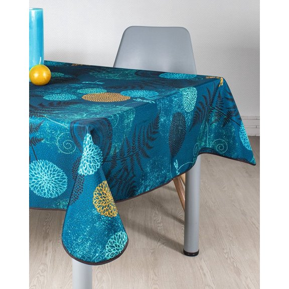 Sotobosque 100% Polyester, Stain Resistant Tablecloth 137 x 59 inch