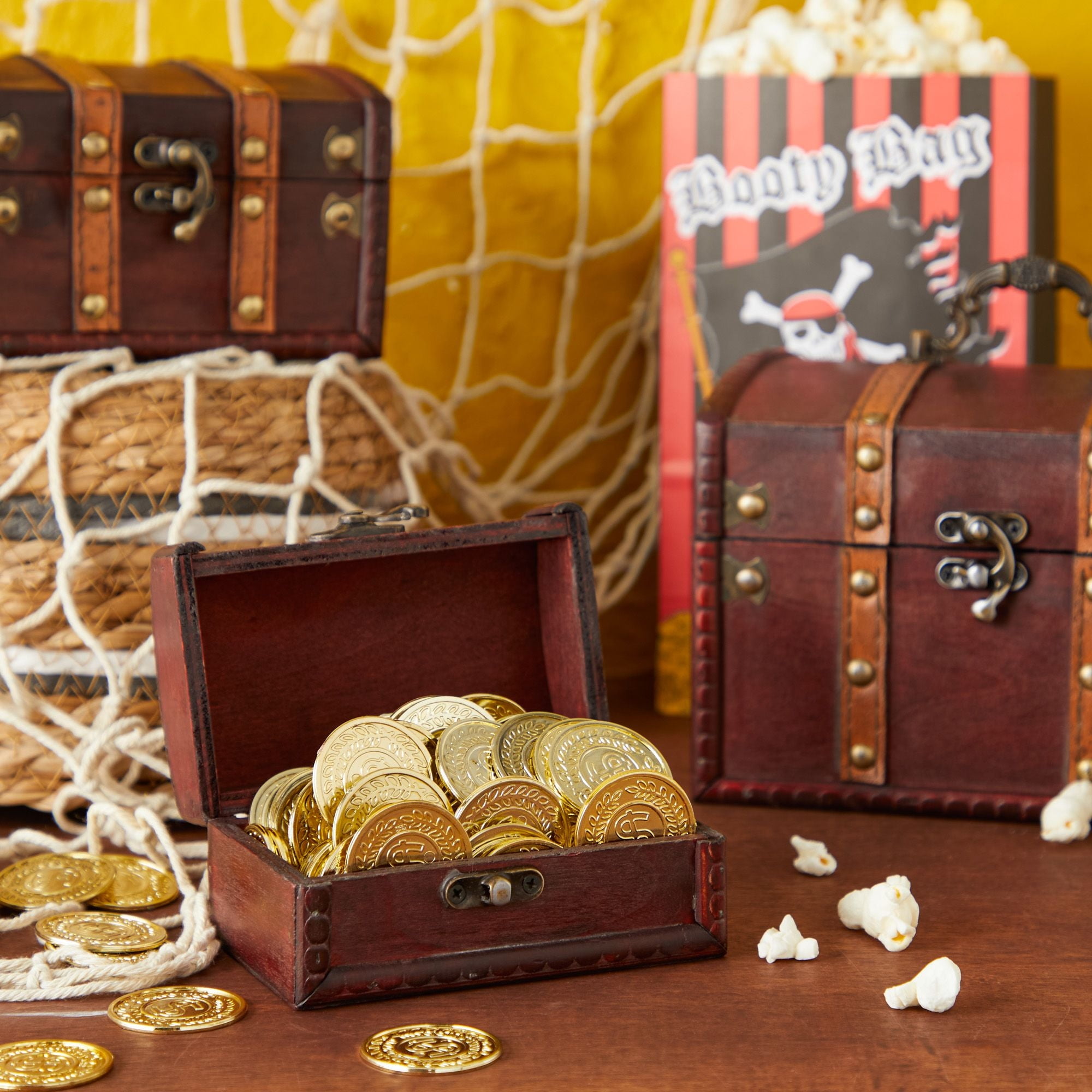 Set of 3 Wooden Treasure Chest Box, Antique Decorative Storage Trunks