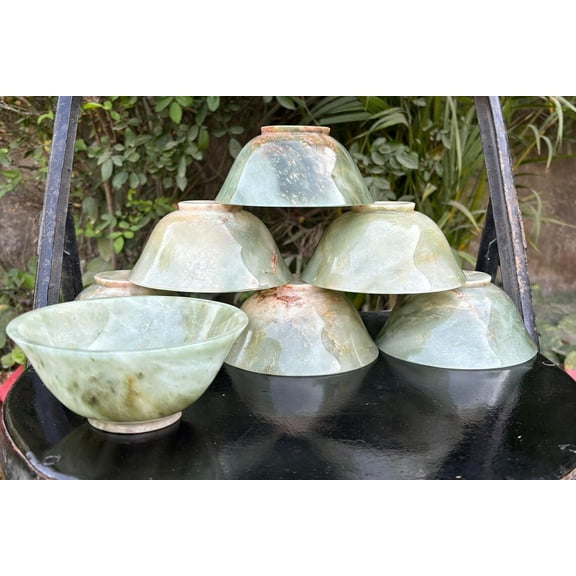 Green Jade Quartz Natural Stone Energy Crystal Offering Mineral Specimen Decorative Bowl