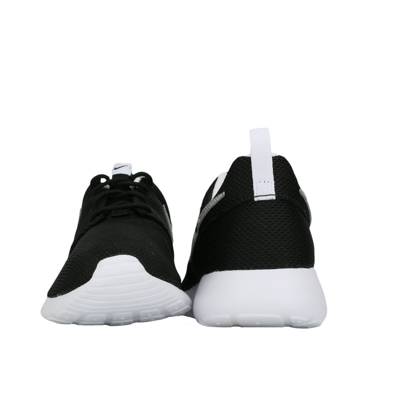 Nike Run Grade School Running Shoe (Black/Silver/White) (6.5 US Big Kid) - Walmart.com